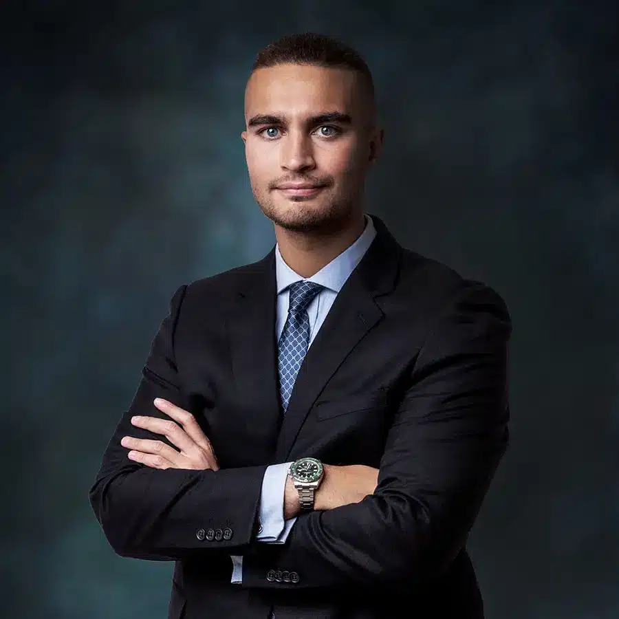 Guewen Le Cloerec • Commissaire de Justice • Étude Vénézia 92